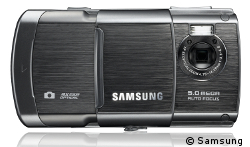 Fast ist das G810 mehr Kamera als Handy - allerdings ist die Speicherkarte doch arg klein bemessen