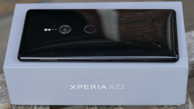 XZ2 seitlich